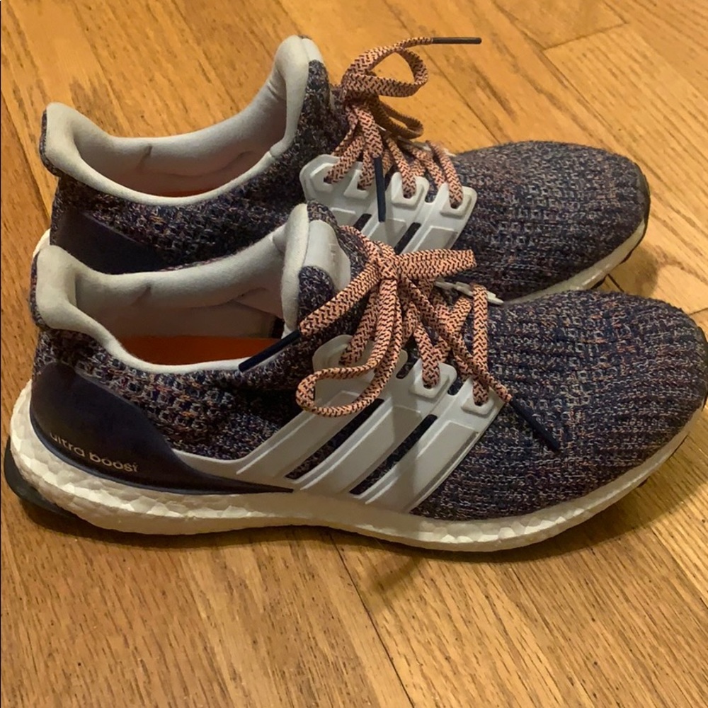 Adidas Ultra Boost Women’s size 7.5